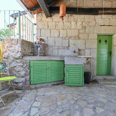 Villa Pristinus Krstatice Luaran gambar