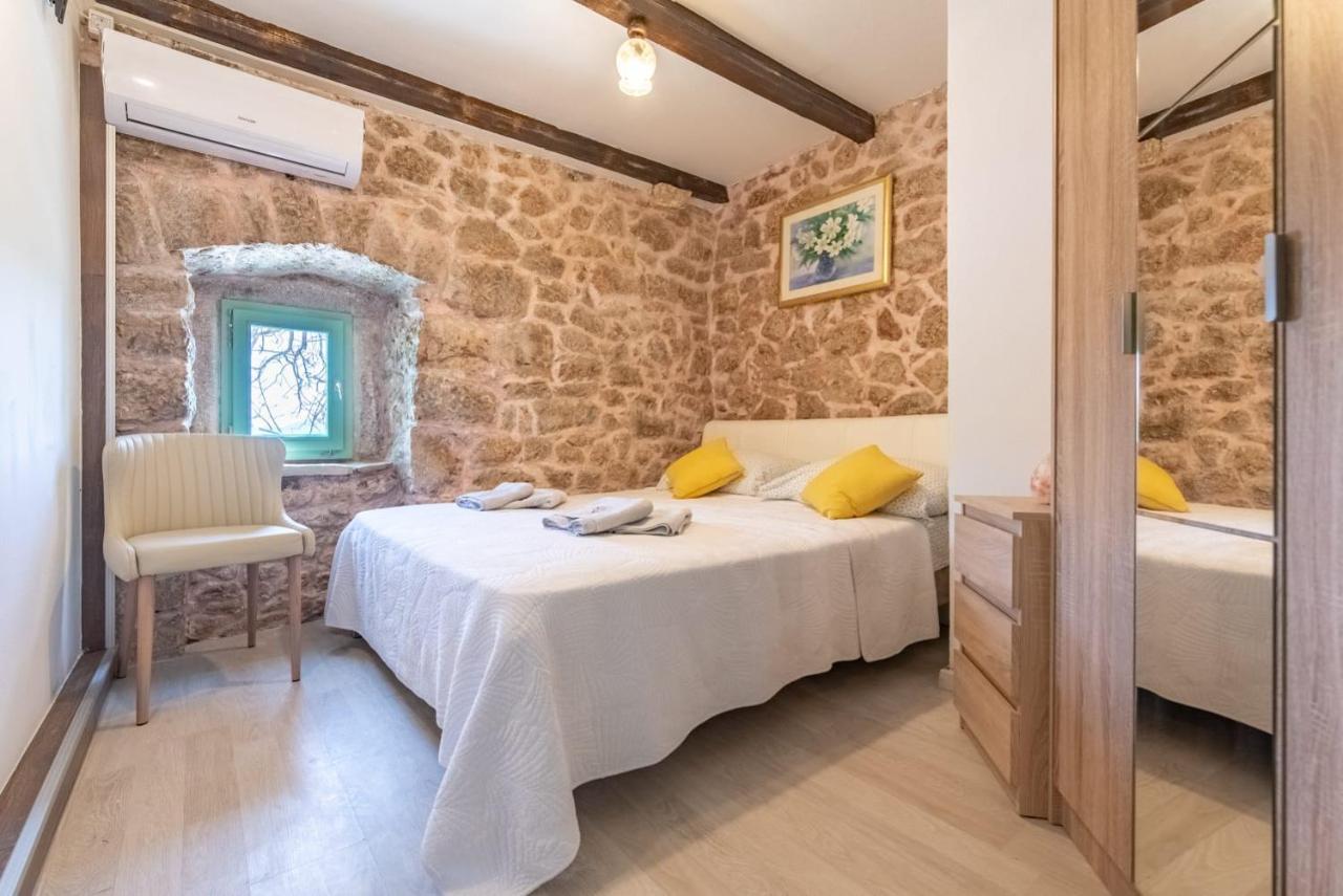 Villa Pristinus Krstatice Luaran gambar