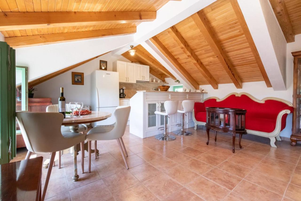 Villa Pristinus Krstatice Luaran gambar