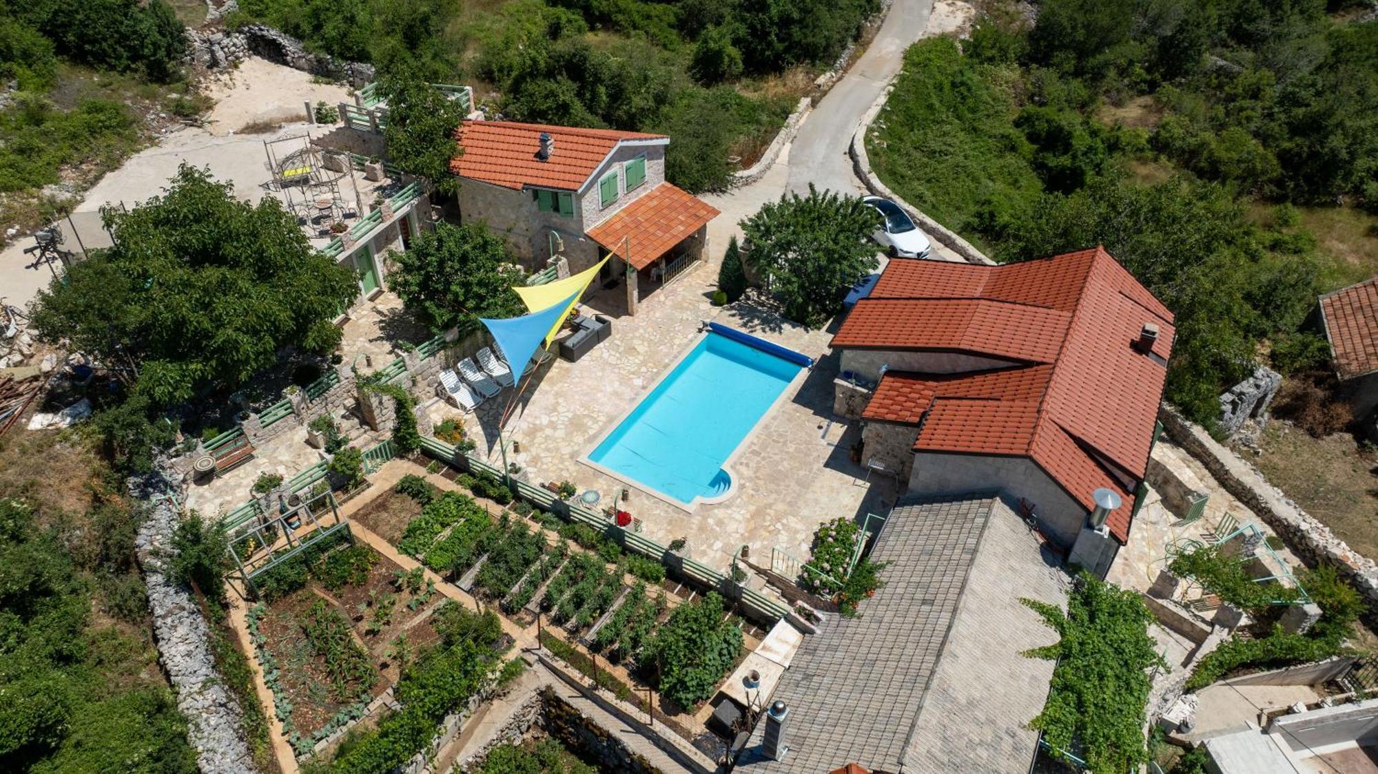 Villa Pristinus Krstatice Luaran gambar