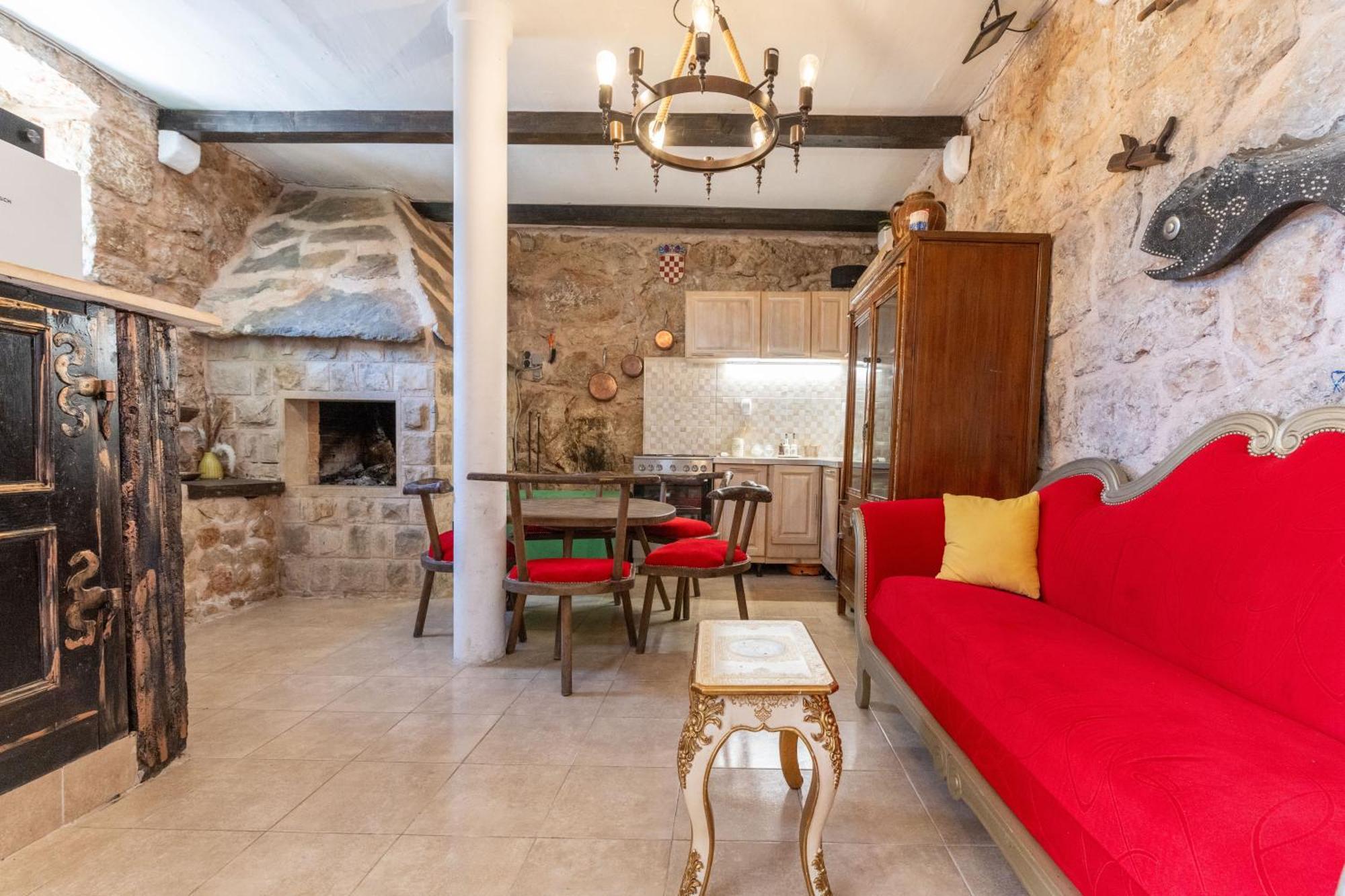 Villa Pristinus Krstatice Luaran gambar