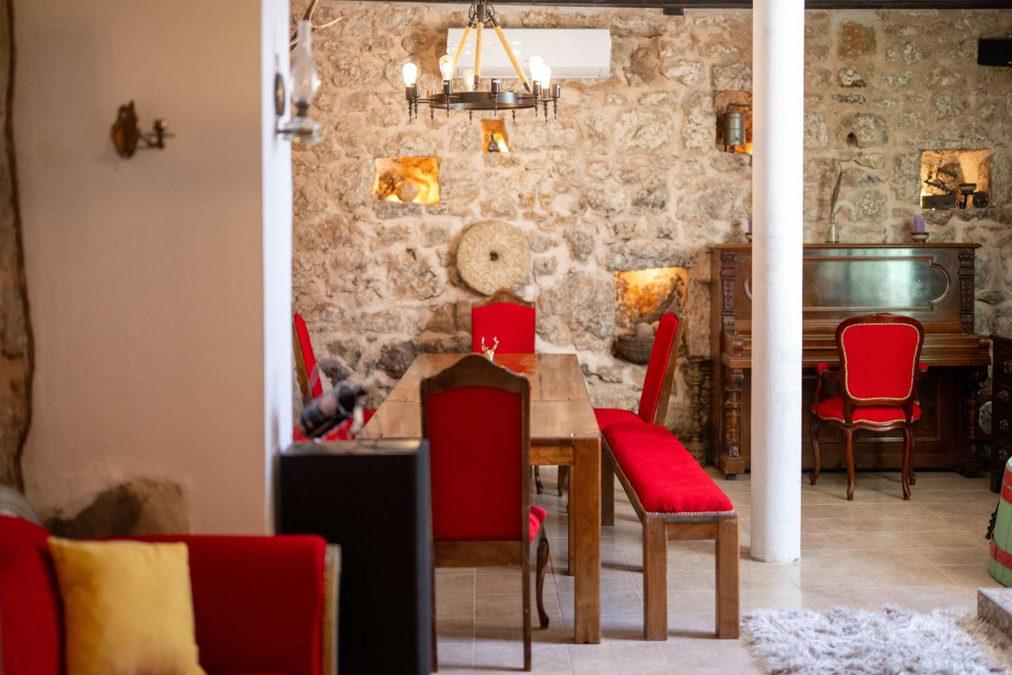 Villa Pristinus Krstatice Luaran gambar