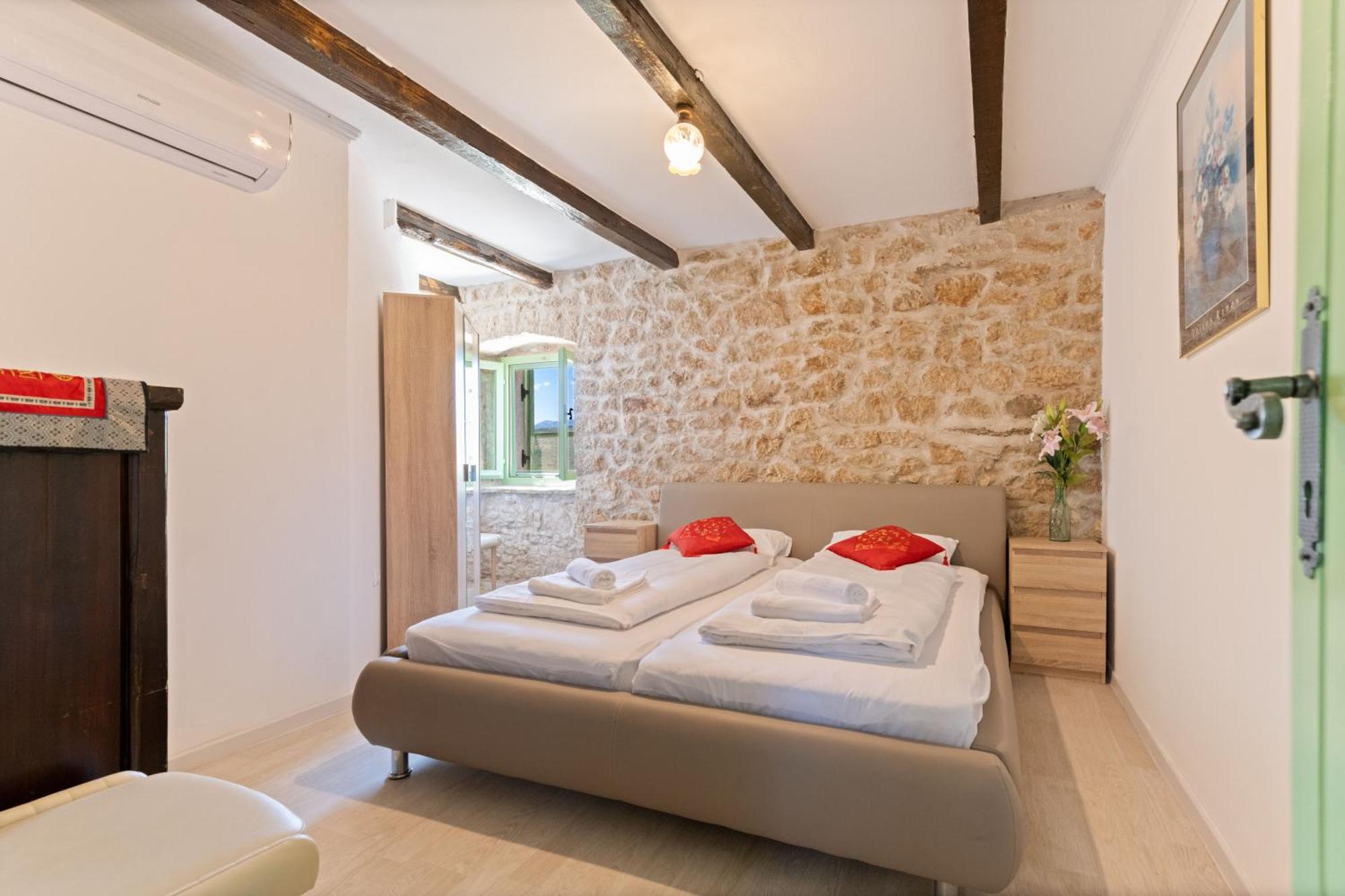 Villa Pristinus Krstatice Luaran gambar